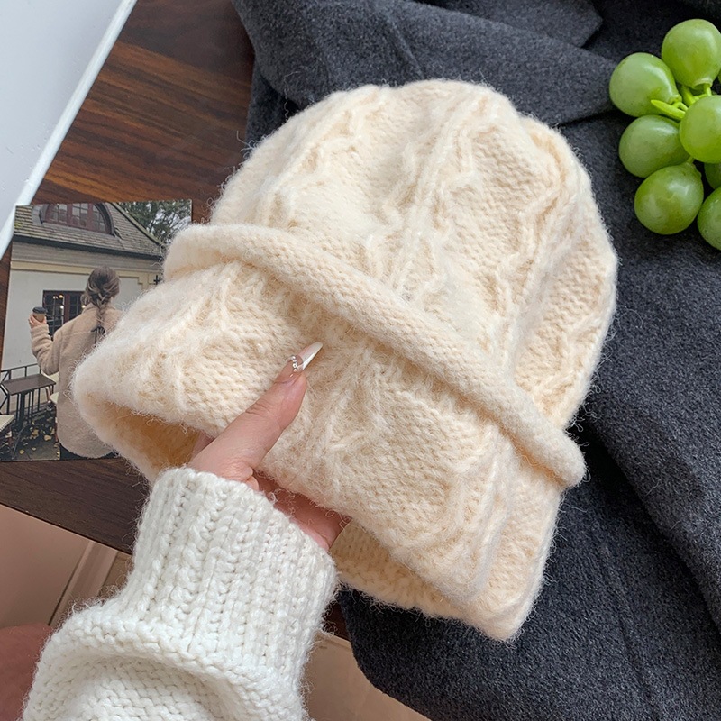 Cremefarbene Zopfmuster-Mütze  – Beanie Cuffed Knit Bewertung und Preis